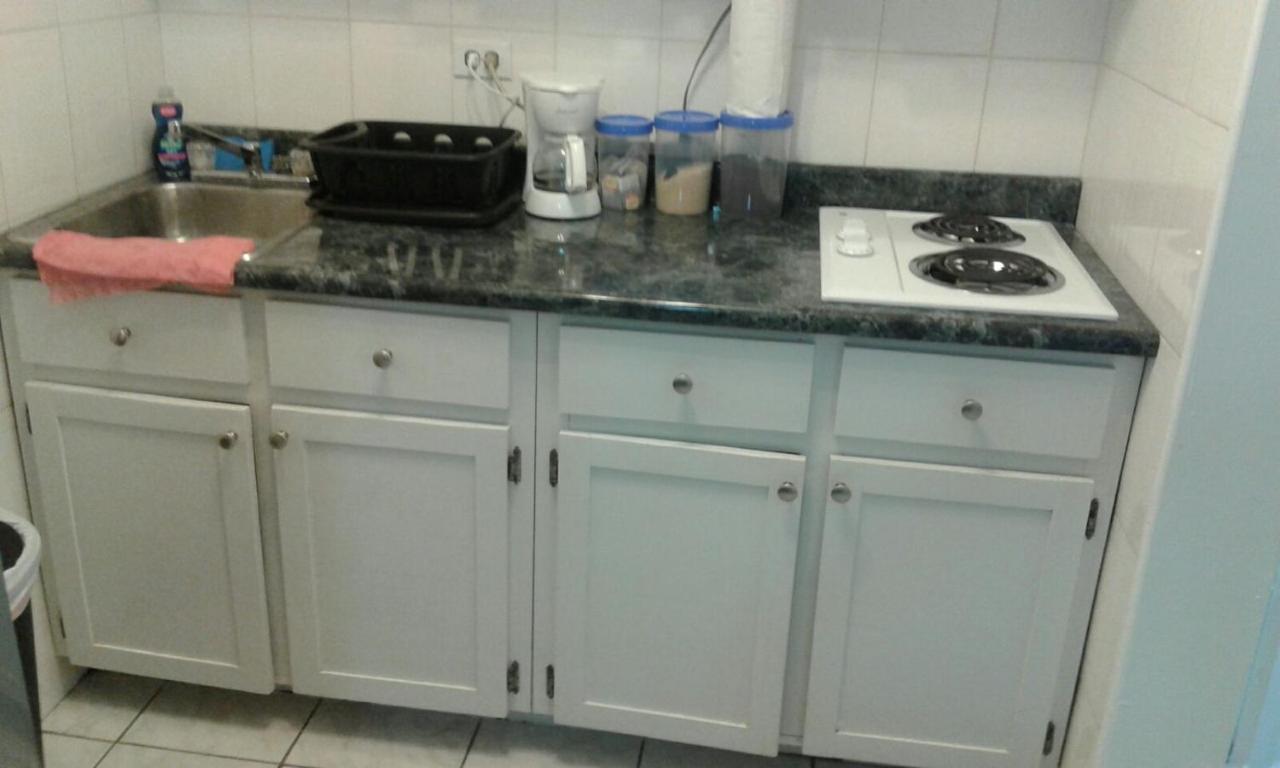 산후안 Beach Front Apt Isla Verde 3 아파트 객실 사진